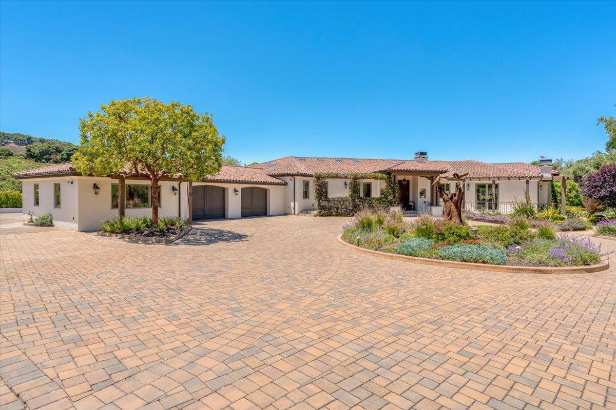 Property Photo: 25926 Puerta Del Cajon CA 93940