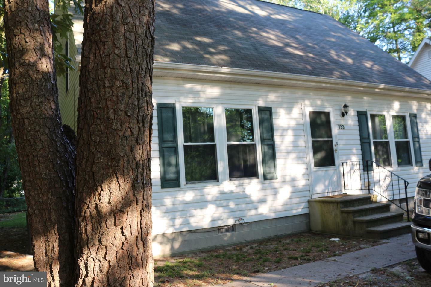 Property Photo:  753 Hemlock Street  MD 21804 