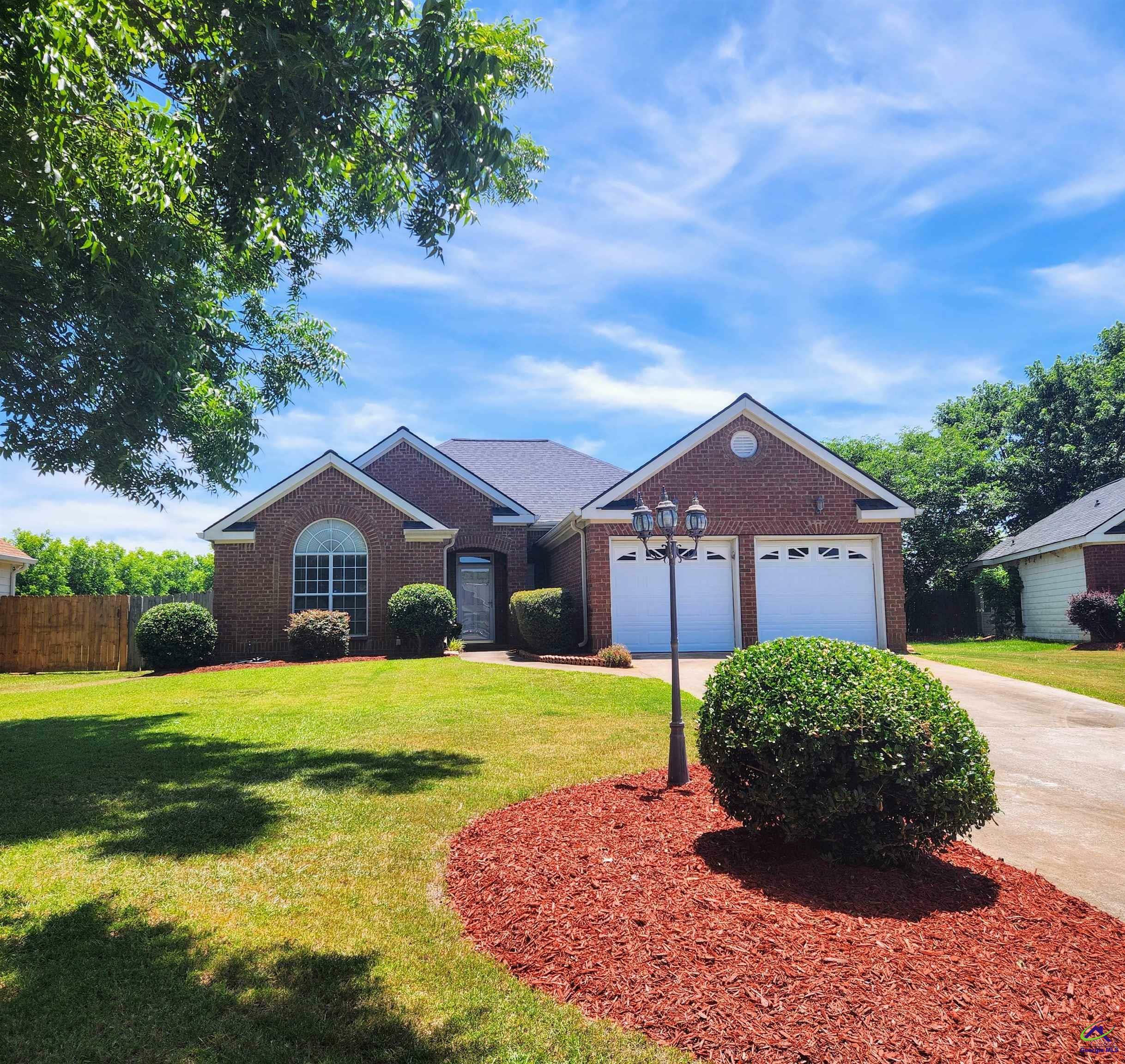 Property Photo:  111 Cottage Court  GA 31028 