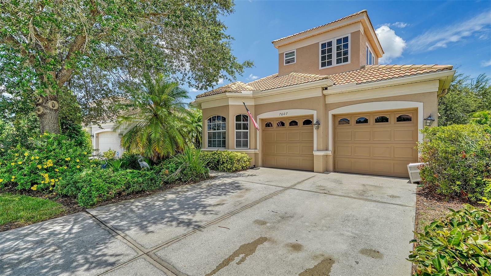 Property Photo:  7607 Birds Eye Terrace  FL 34203 