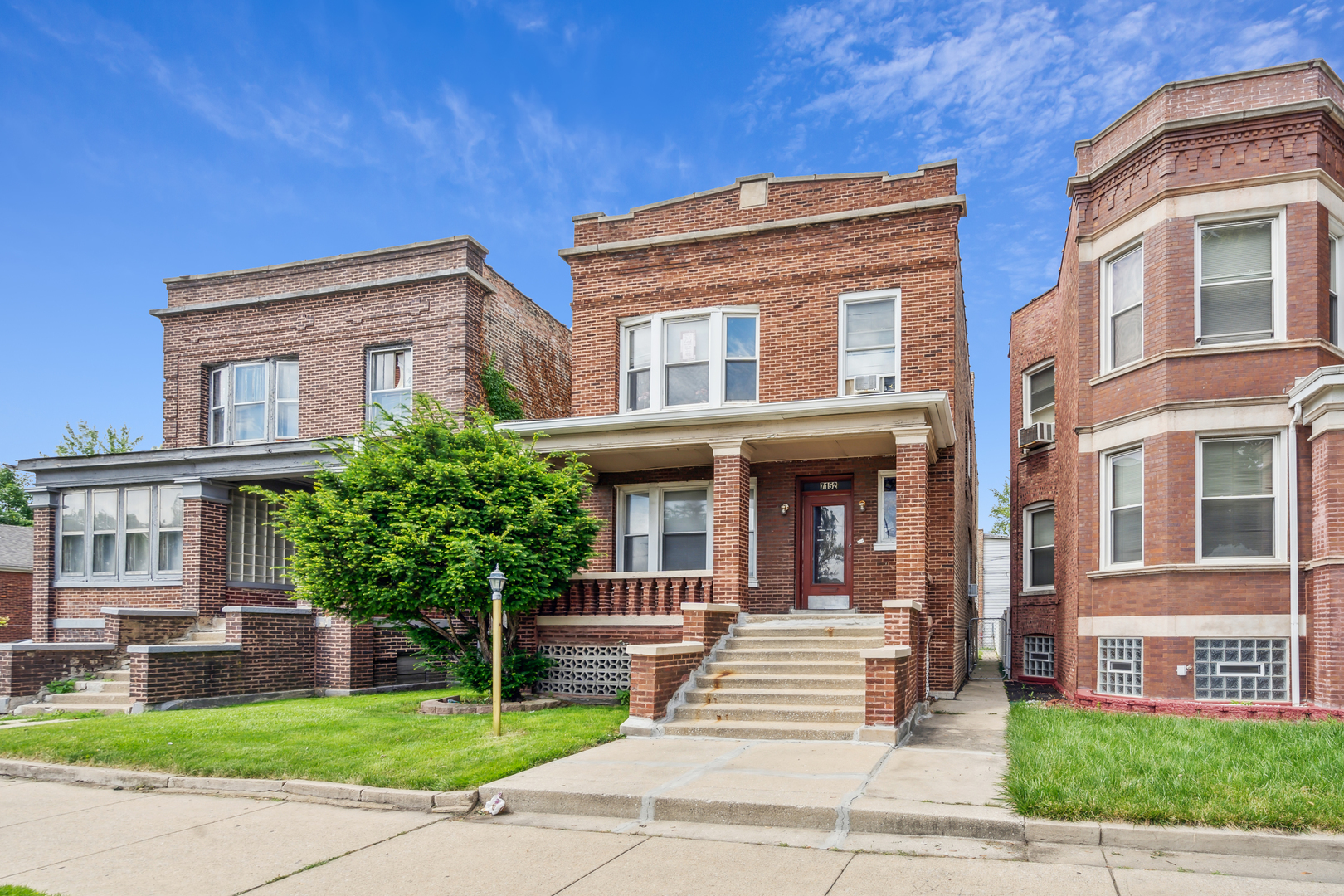 Property Photo:  7152 S Lafayette Avenue  IL 60621 