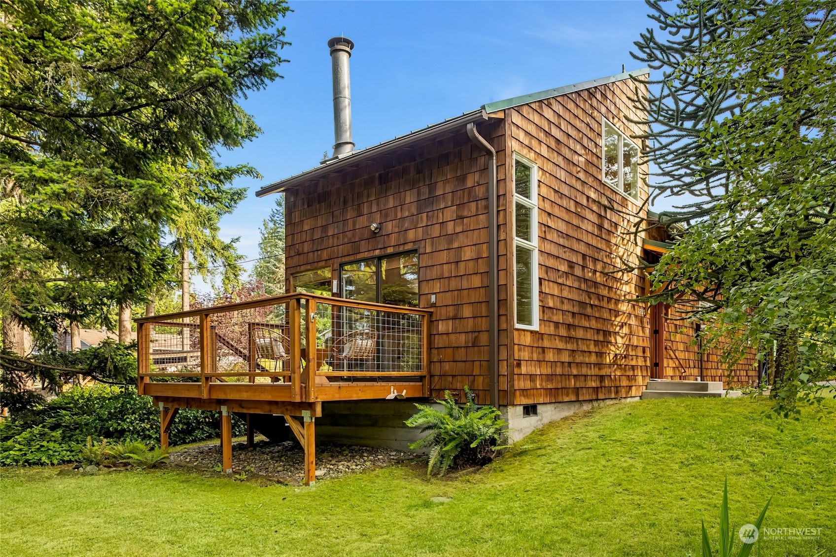 Property Photo:  2235 NE 177th Street  WA 98155 