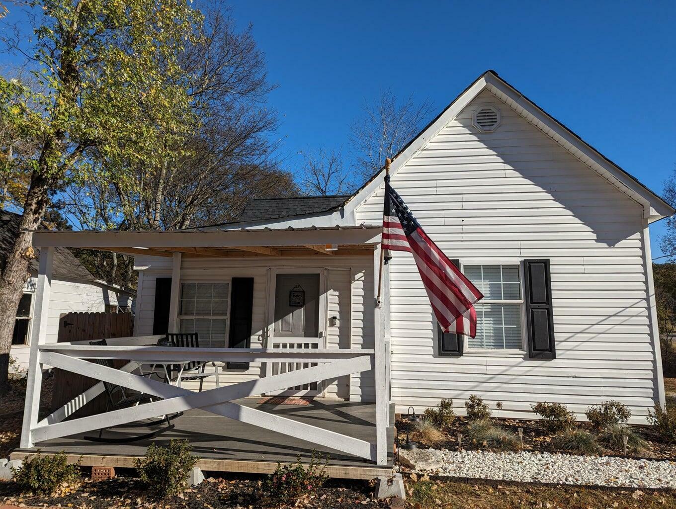 Property Photo:  2068 Market Street  TN 37321 