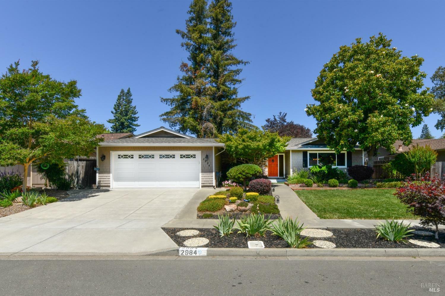 Property Photo:  2984 Woodcrest Drive  CA 94558 