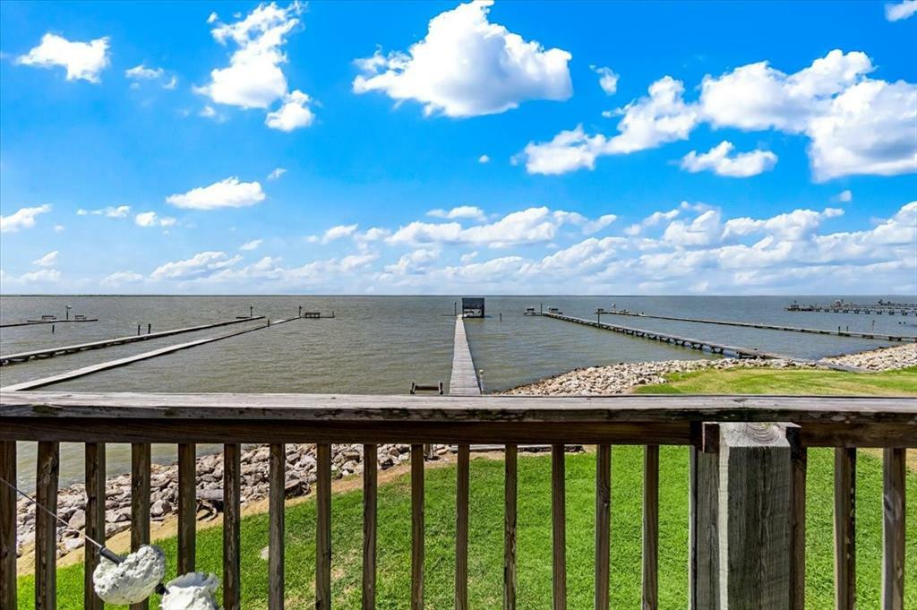 Property Photo:  308 Jensen Point  TX 77465 