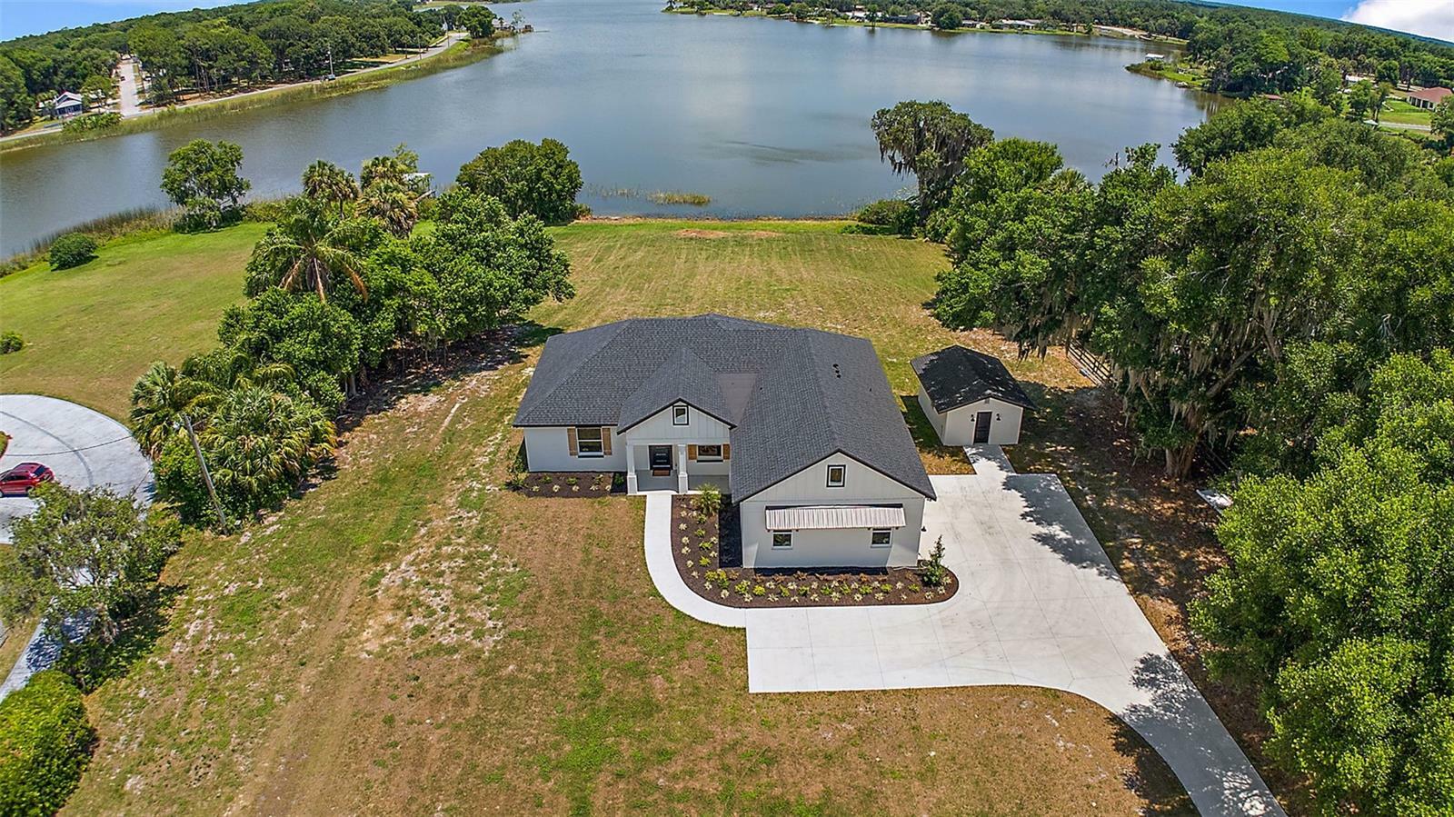 Property Photo:  229 S Central Avenue  FL 32784 