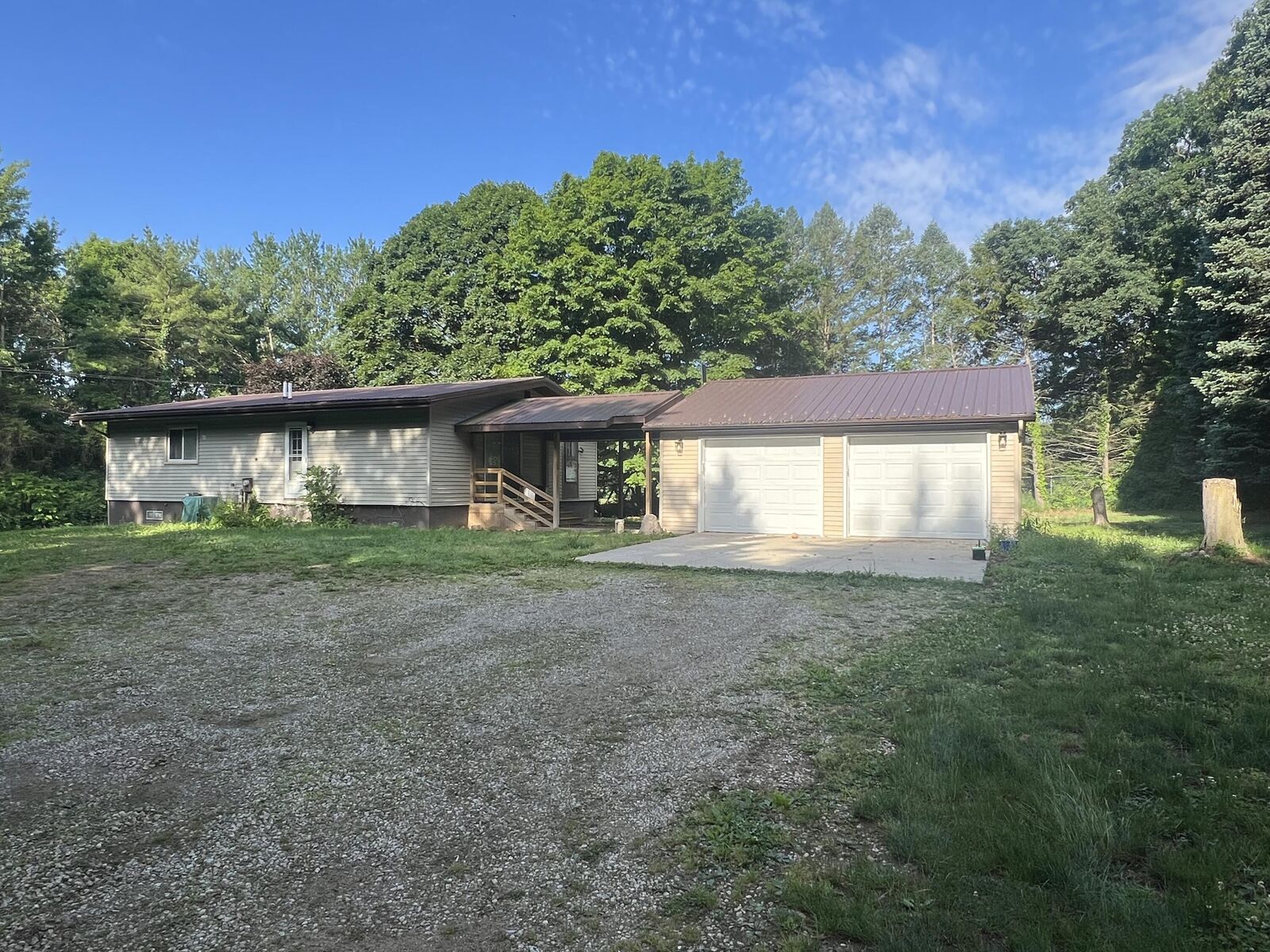 Property Photo: 3475 Broughwell Rd Road MI 49277