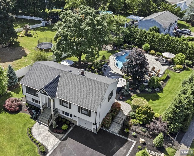 Property Photo:  117 Sunset Road  NJ 07444 