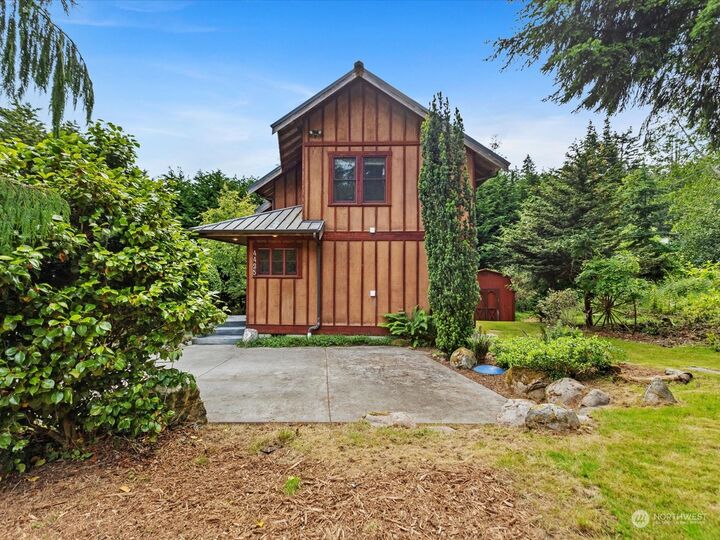 Property Photo: 4425 Minor Way WA 98253