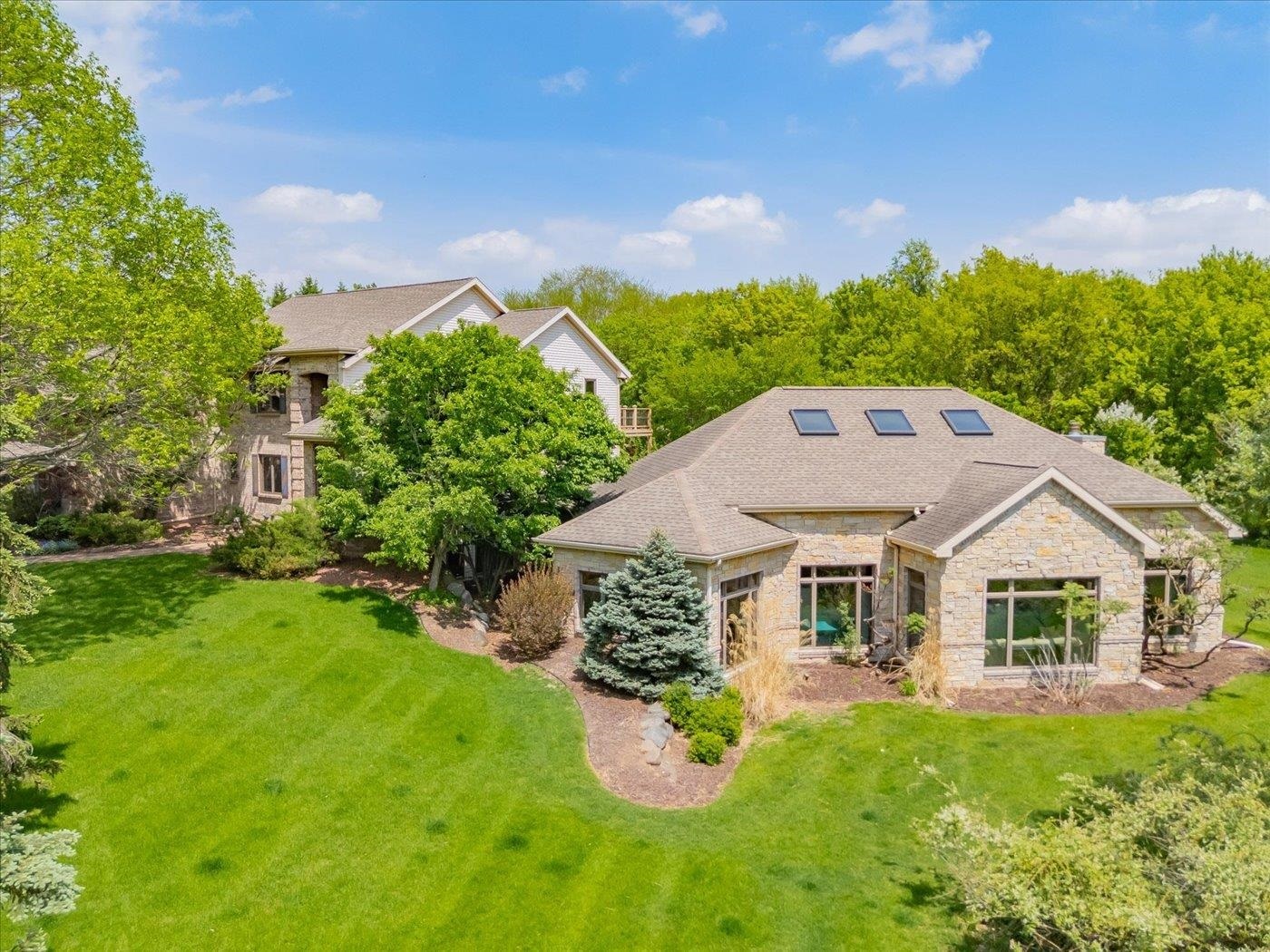 Property Photo: 5610 Reiner Road WI 53590
