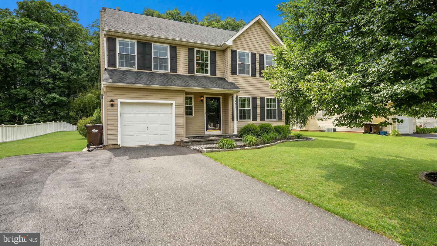 Property Photo:  1432 Beverly Drive  PA 18951 