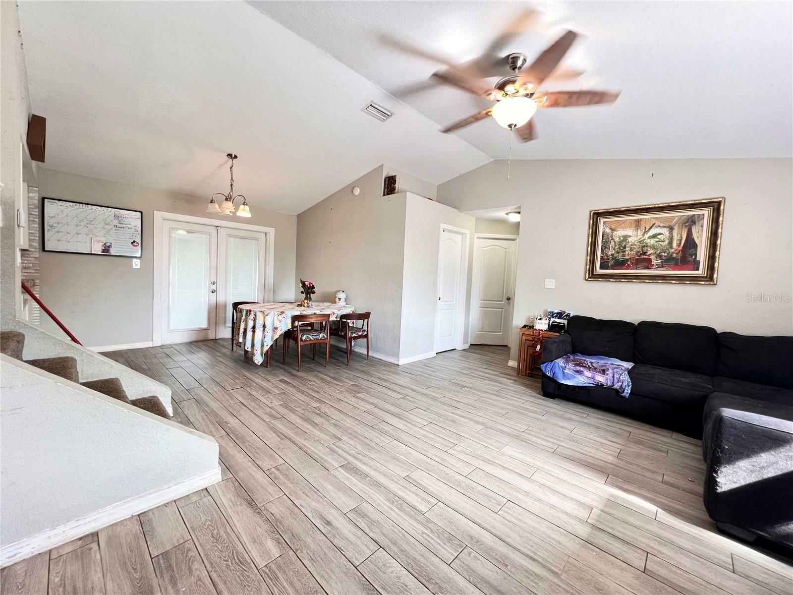 Property Photo:  5104 Silver Bell Drive  FL 33948 