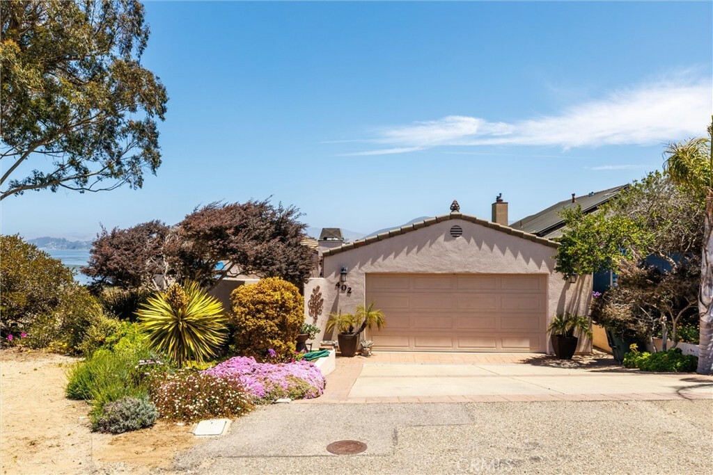 Property Photo:  402 Mitchell Drive  CA 93402 