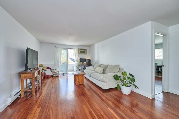 Property Photo:  200 Manning St 2C  MA 01749 