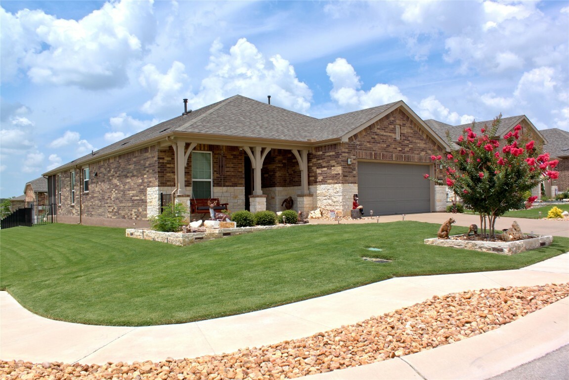 Property Photo:  510 Wooden Rail Lane  TX 78633 