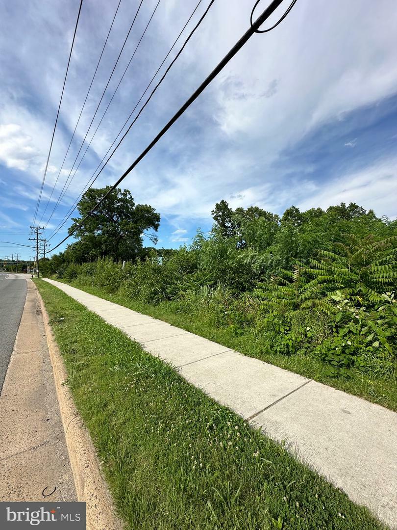 Property Photo:  7777 Richmond Highway  VA 22306 