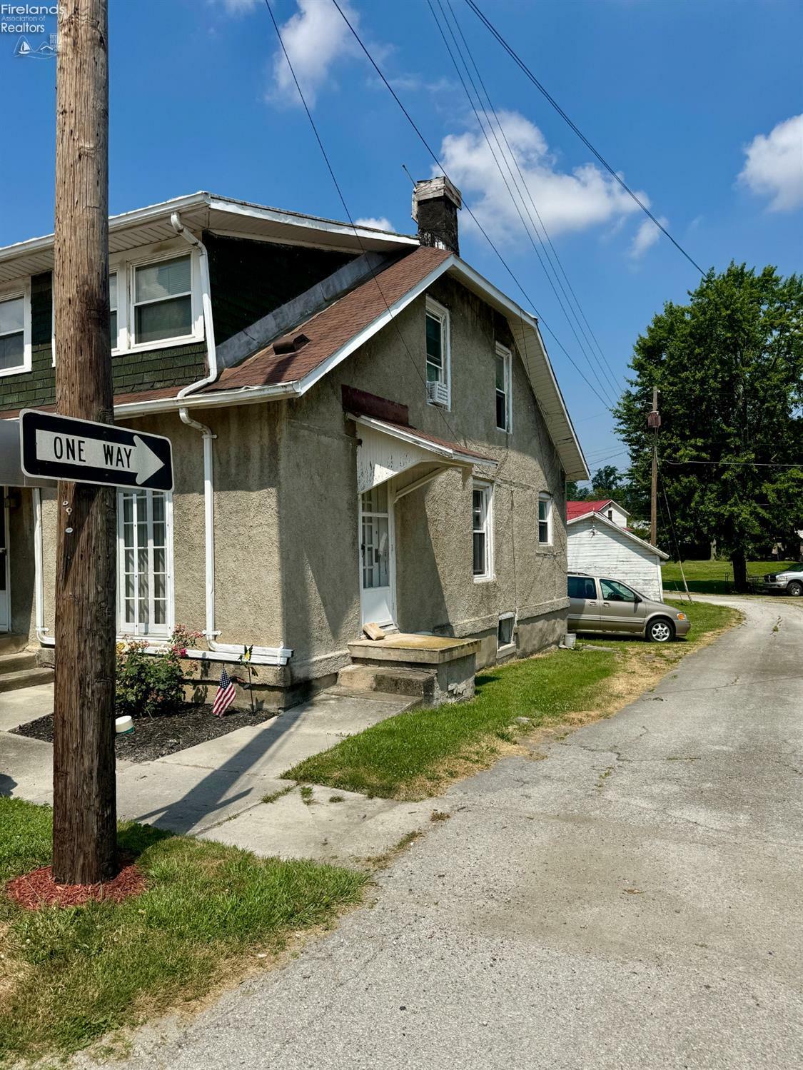 Property Photo:  129 State Street  OH 44815 