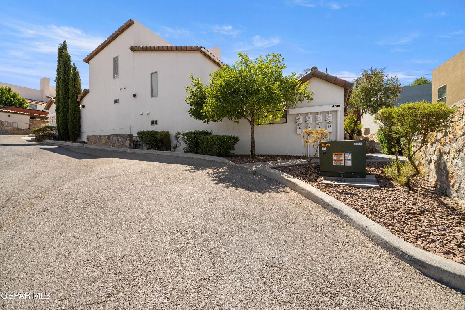 Property Photo: 4200 Camelot Heights Drive 17 TX 79912
