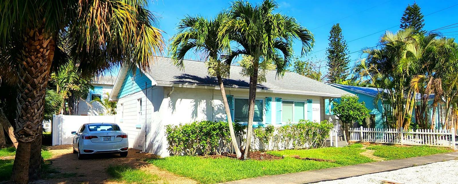 Property Photo:  7210 Coquina Way  FL 33706 