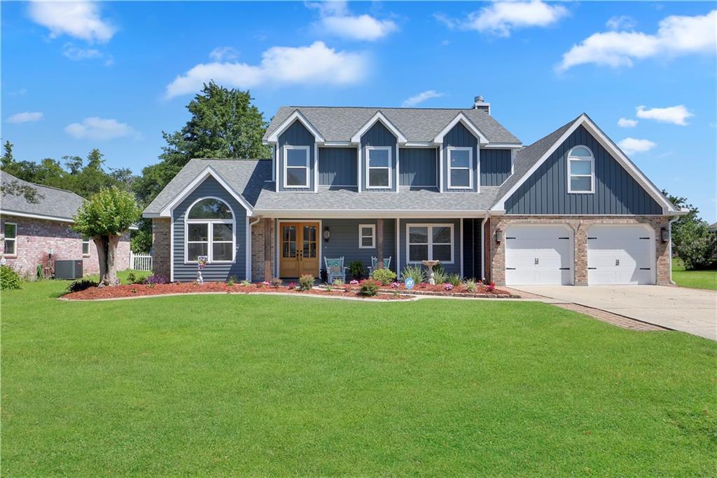 Property Photo: 128 Cottage Drive LA 70070