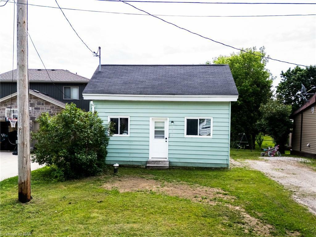 Property Photo:  469 Elizabeth Street  ON N0H 1P0 