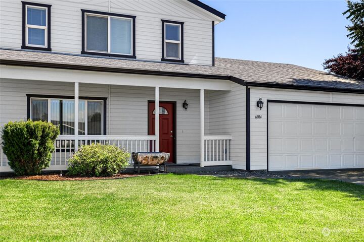 Property Photo:  6504 Crestfields Road  WA 98908 