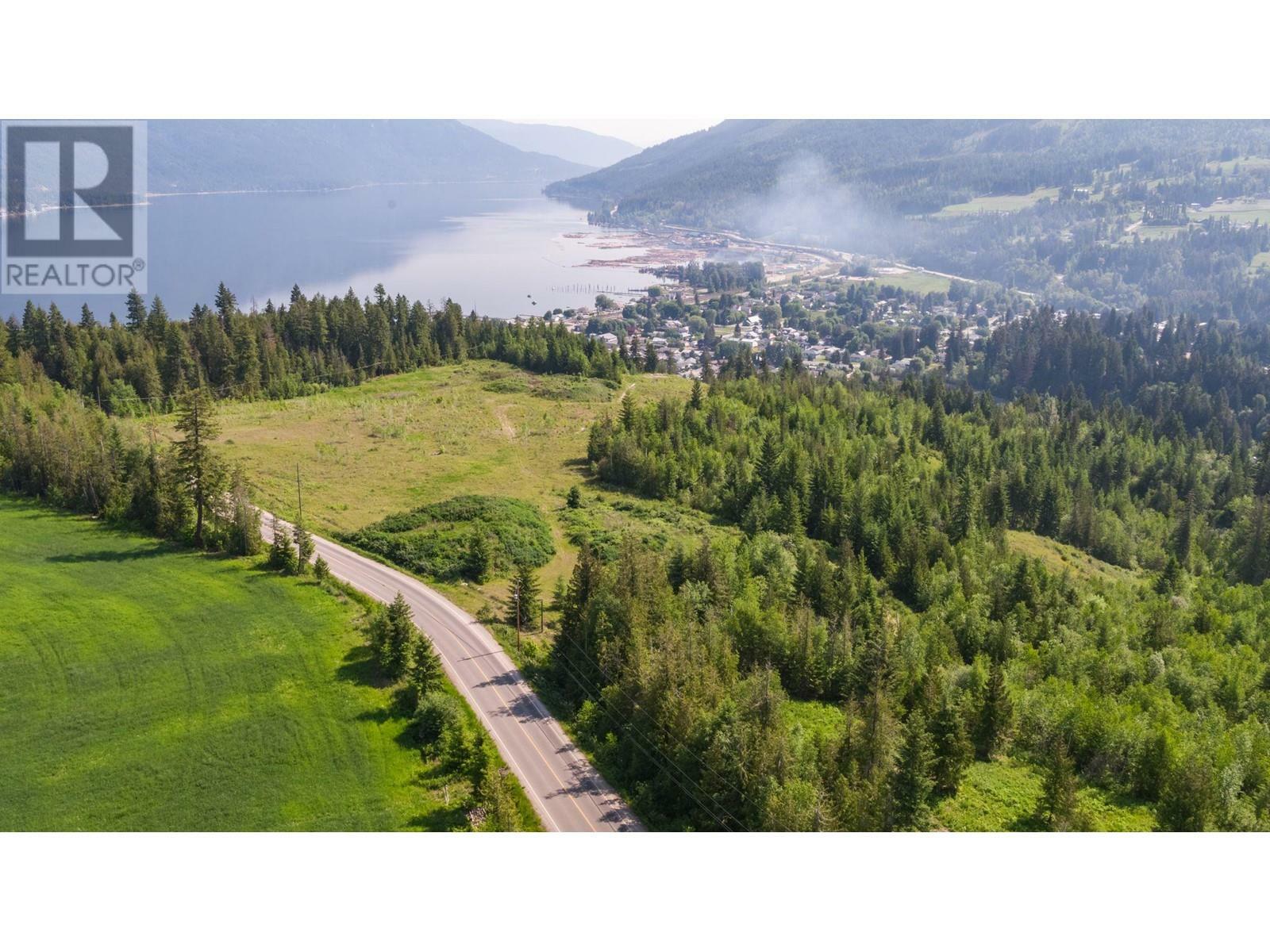 Property Photo: 6830 42 Street Northeast BC V0E 1K0