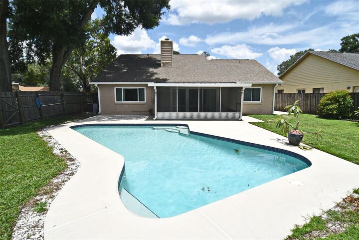 Property Photo:  750 Holbrook Circle  FL 32746 