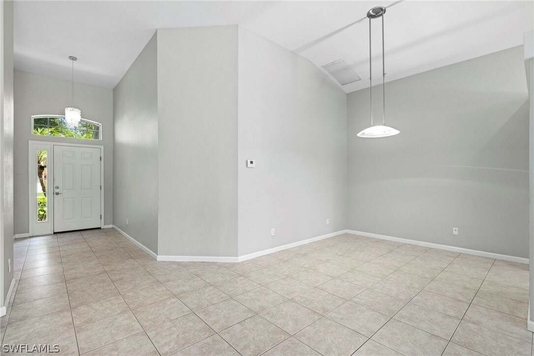 Property Photo:  6773 Southern Oak Court  FL 34109 