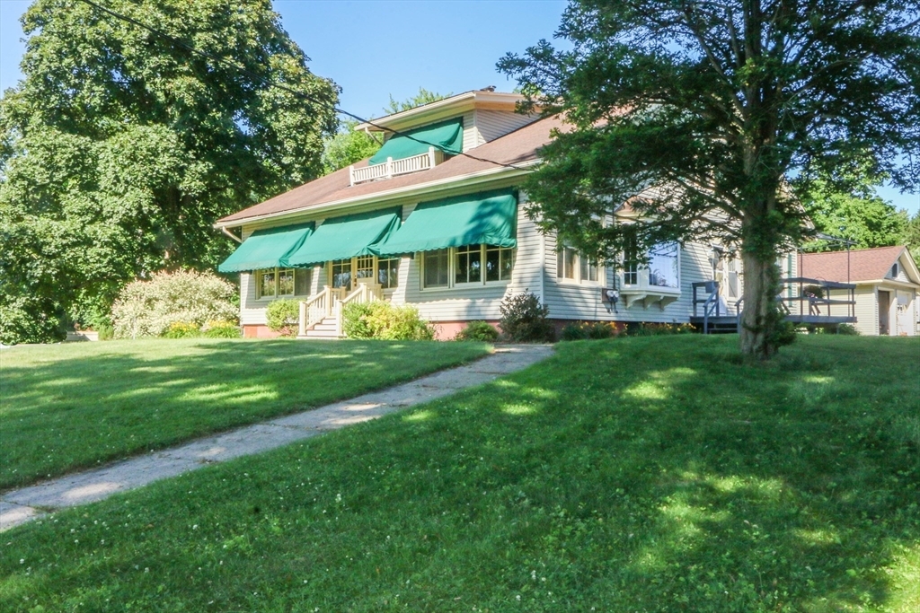 Property Photo: 615 Newton St MA 01075
