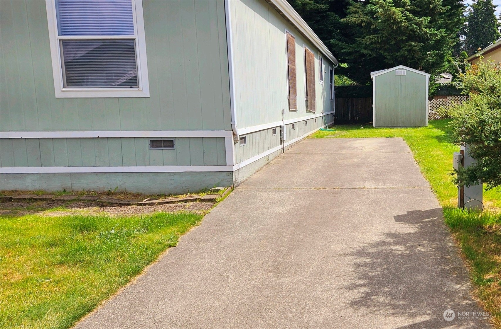 Property Photo: 31600 126th Avenue SE E183 WA 98092