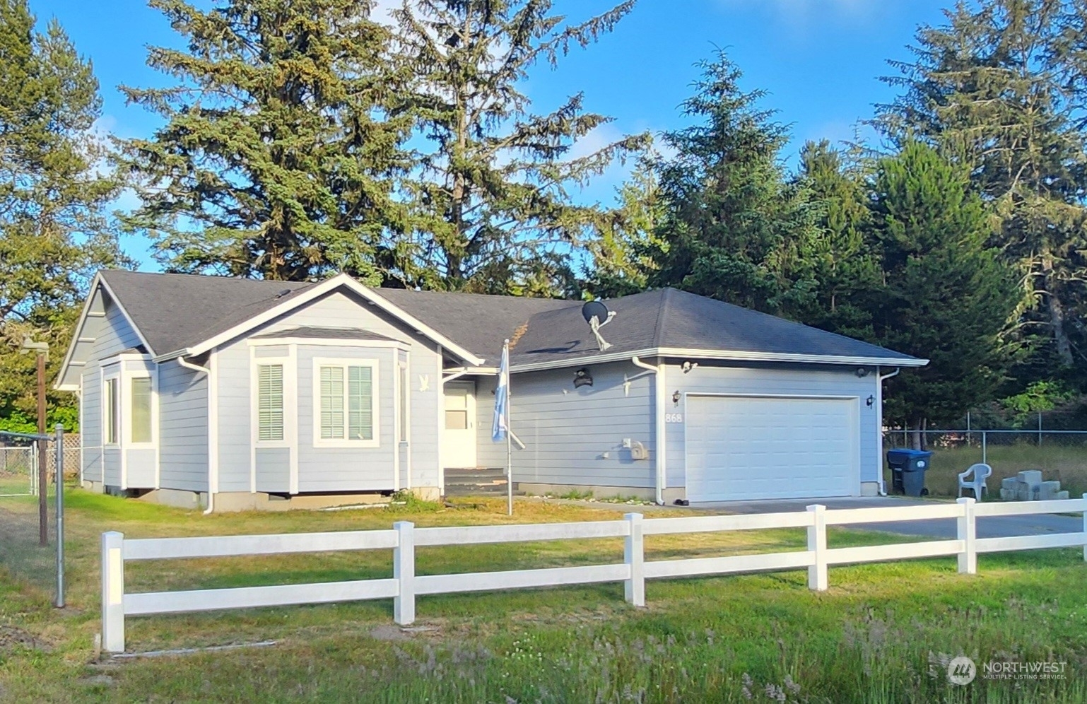 Property Photo:  868 Mount Olympus Avenue SE  WA 98569 