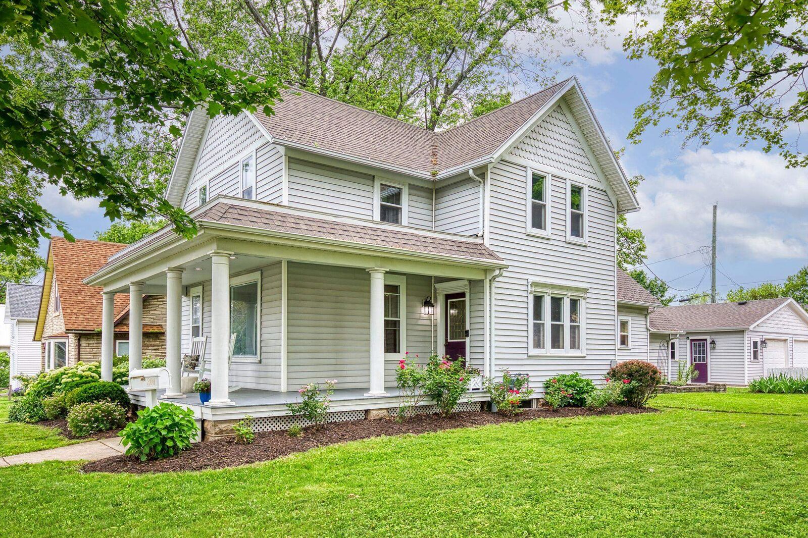 Property Photo: 200 W 8th Street WI 54130-2314
