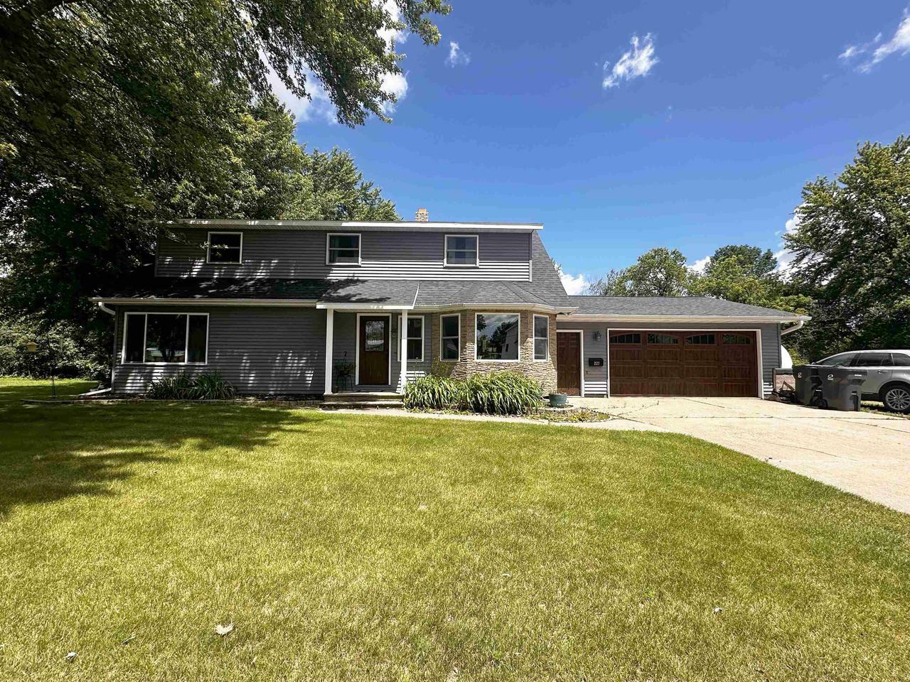 Property Photo:  227 West 11th Street  WI 54449 