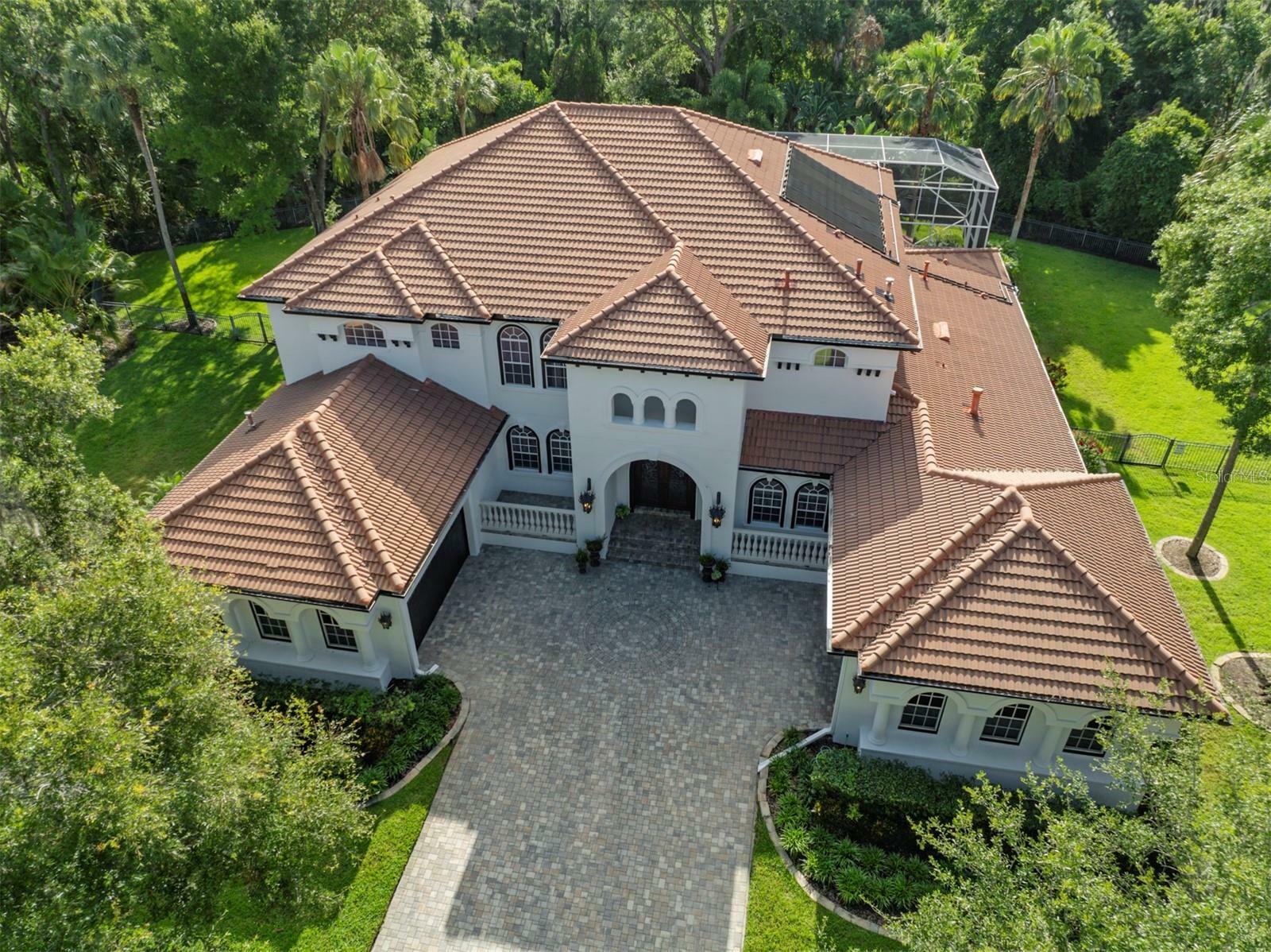 Property Photo: 15517 Avocetview Court FL 33547