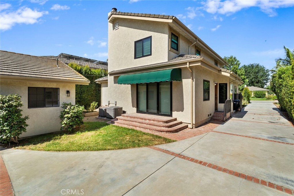 Property Photo: 2812 Winthrop Avenue CA 91007