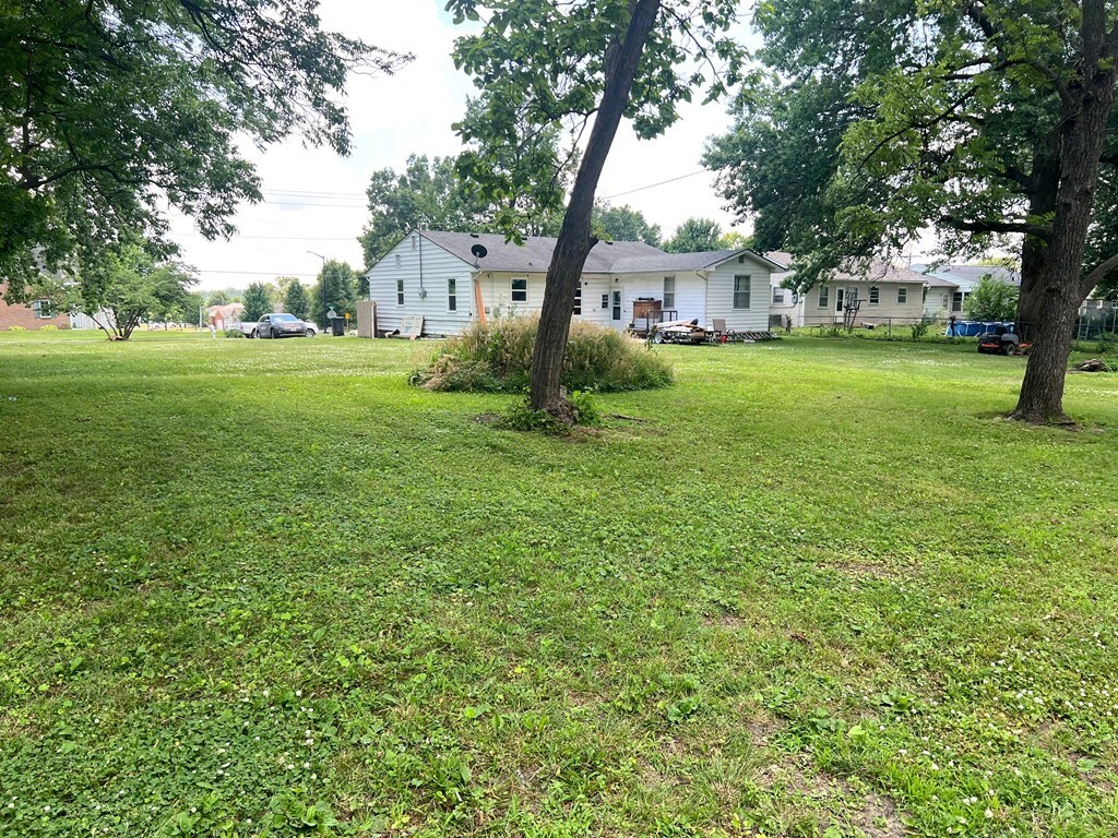 Property Photo:  1703 Third Street  MO 64601 