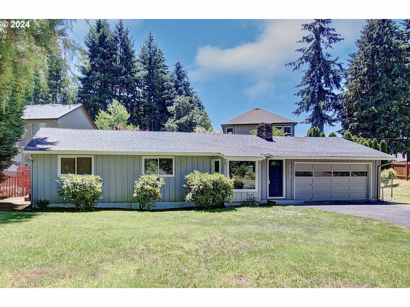 Property Photo:  6313 NE 109th St  WA 98686 