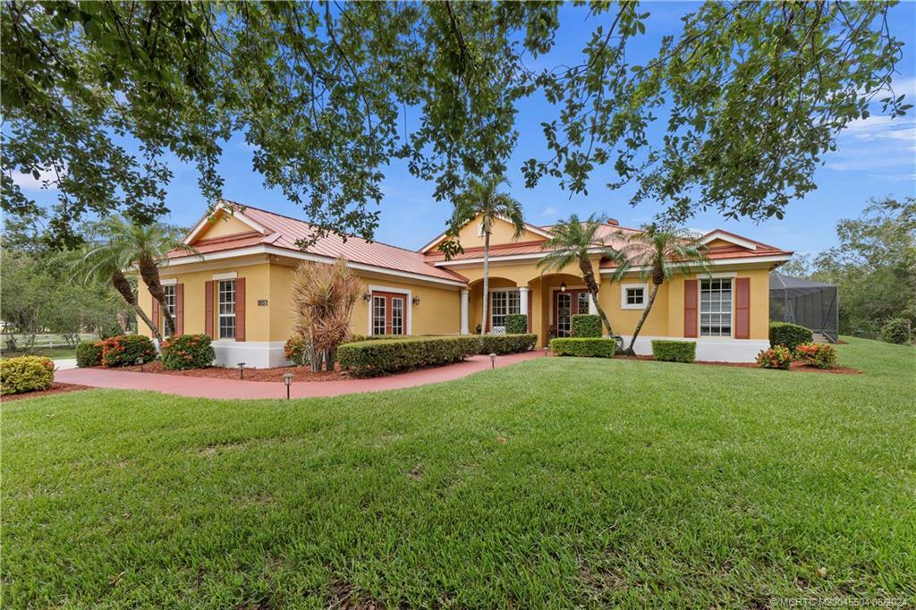 Property Photo:  9857 SW Pueblo Terrace  FL 34990 