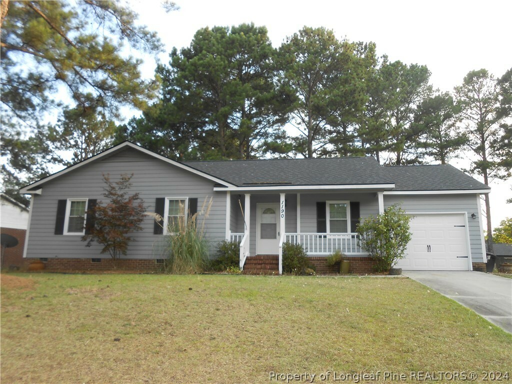 Property Photo:  1190 Butterwood Circle  NC 28314 