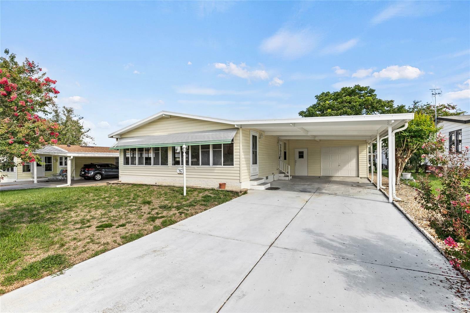 Property Photo:  1616 Bayhill Drive  FL 32159 