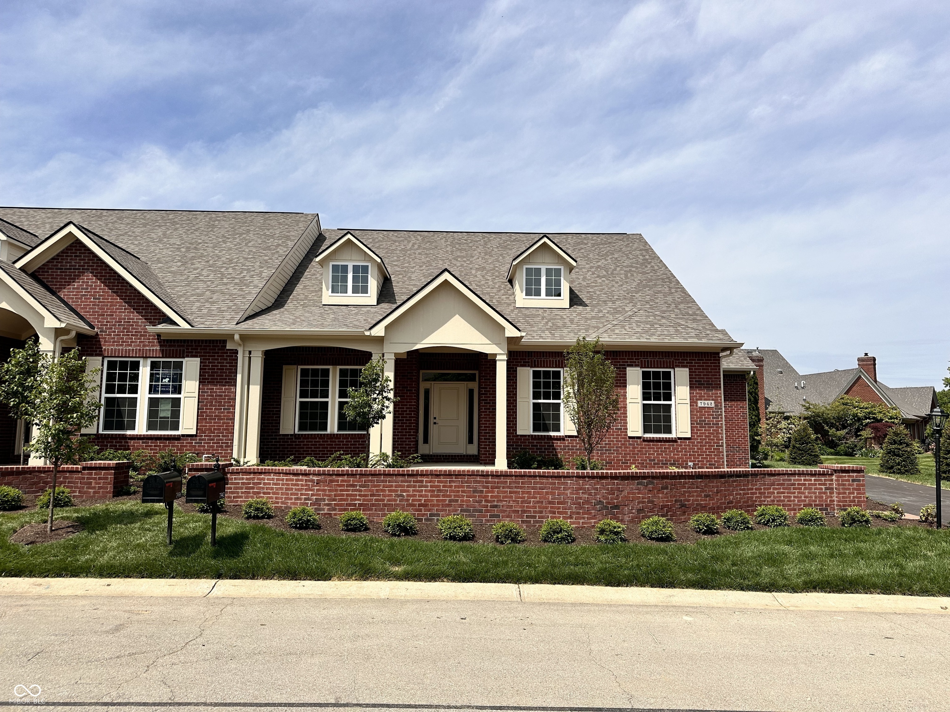7942 Beaumont Green Place  Indianapolis IN 46250 photo