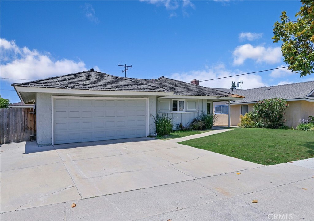 Property Photo:  18522 Tango  CA 92807 