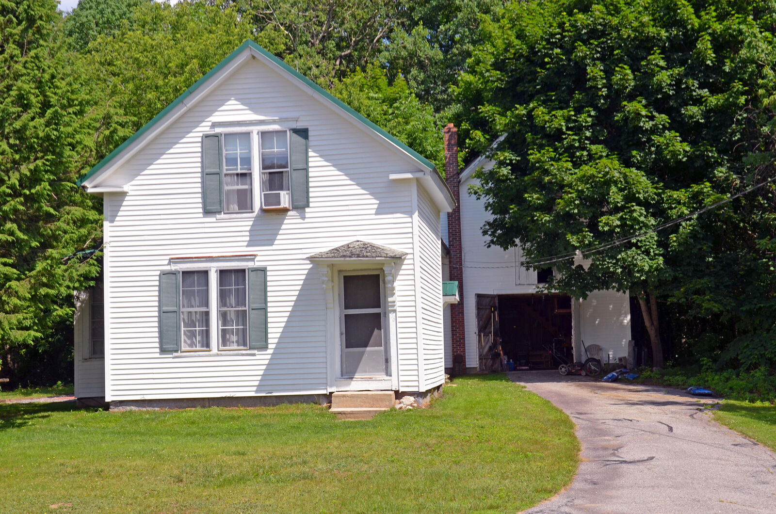Property Photo:  56 Tremont Street  ME 04281 