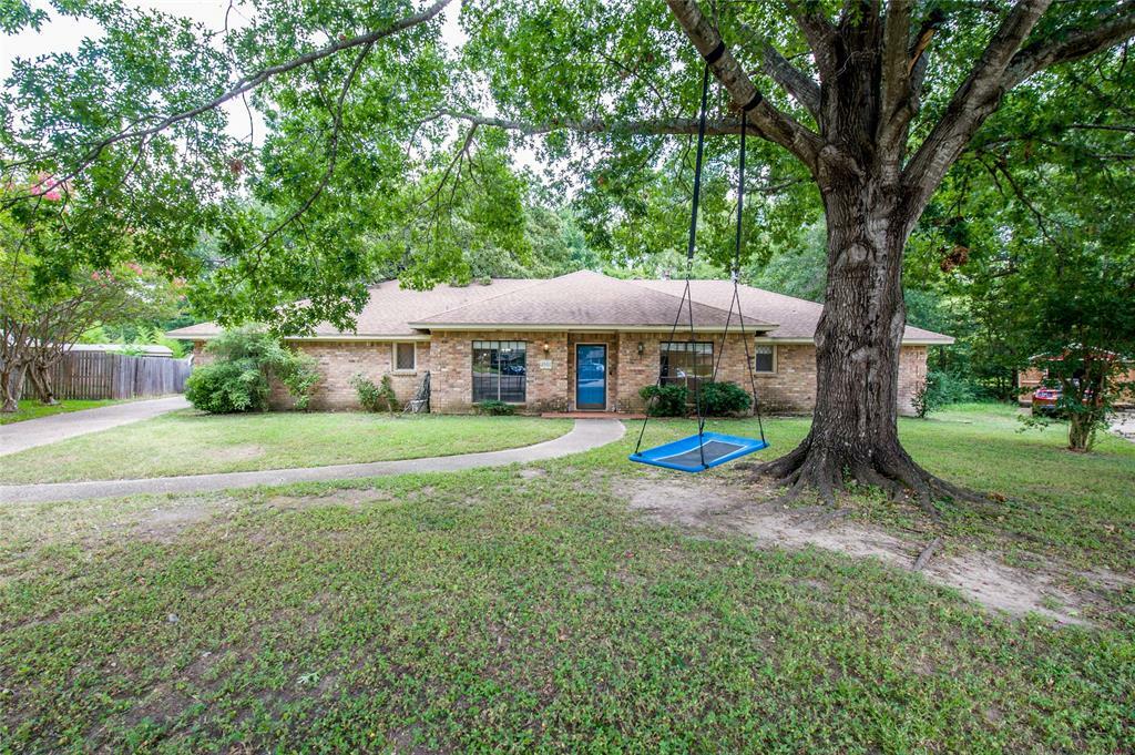 Property Photo:  2501 Linda Circle  TX 75110 