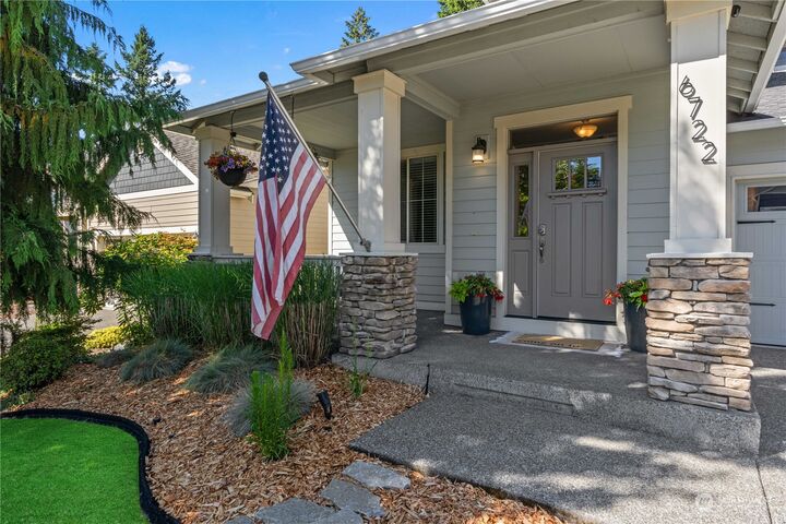 Property Photo:  6722  Elaine Court SE  WA 98092 