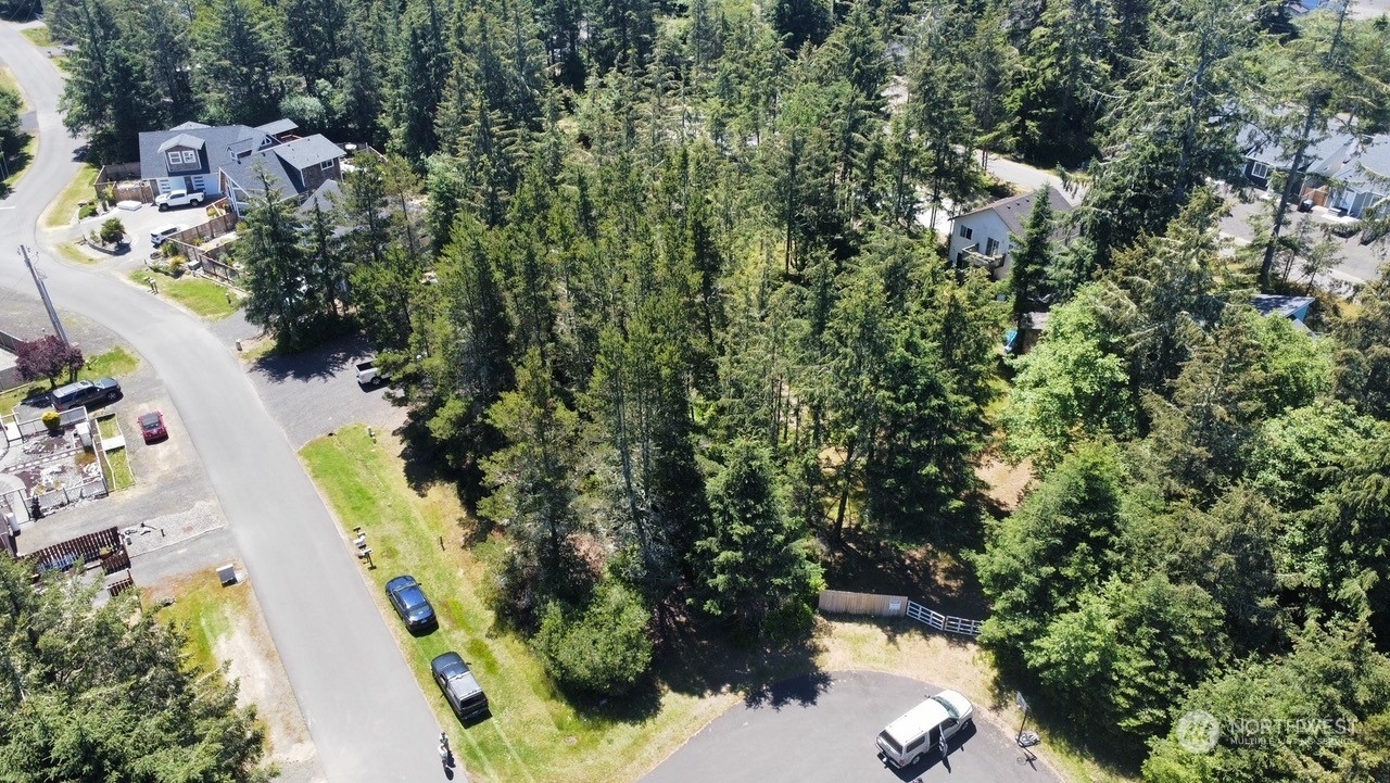 Property Photo:  613 Woodland Loop NE  WA 98569 