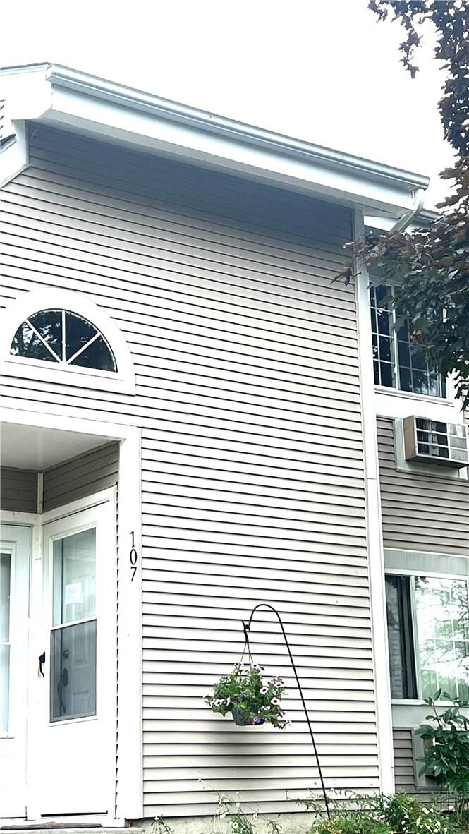 Property Photo:  107 Green Meadow Way 107  NY 10918 