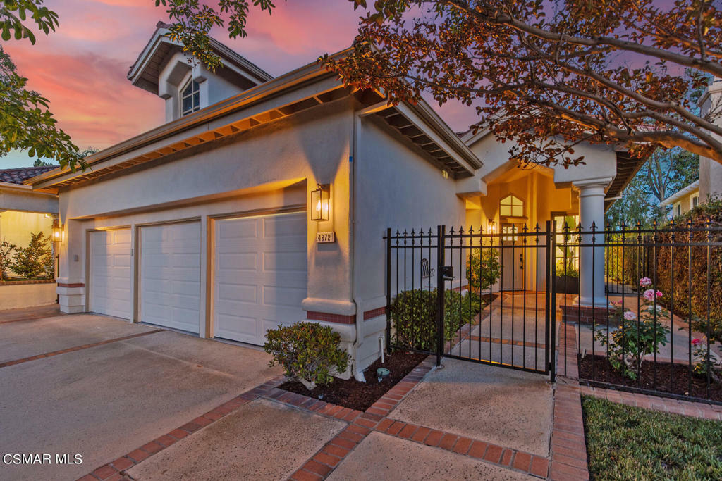 Property Photo:  4872 Coyote Wells Circle  CA 91362 