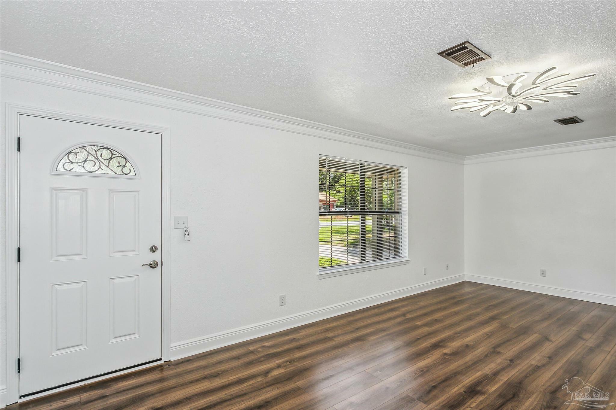 Property Photo:  6525 Bass Ln  FL 32570 